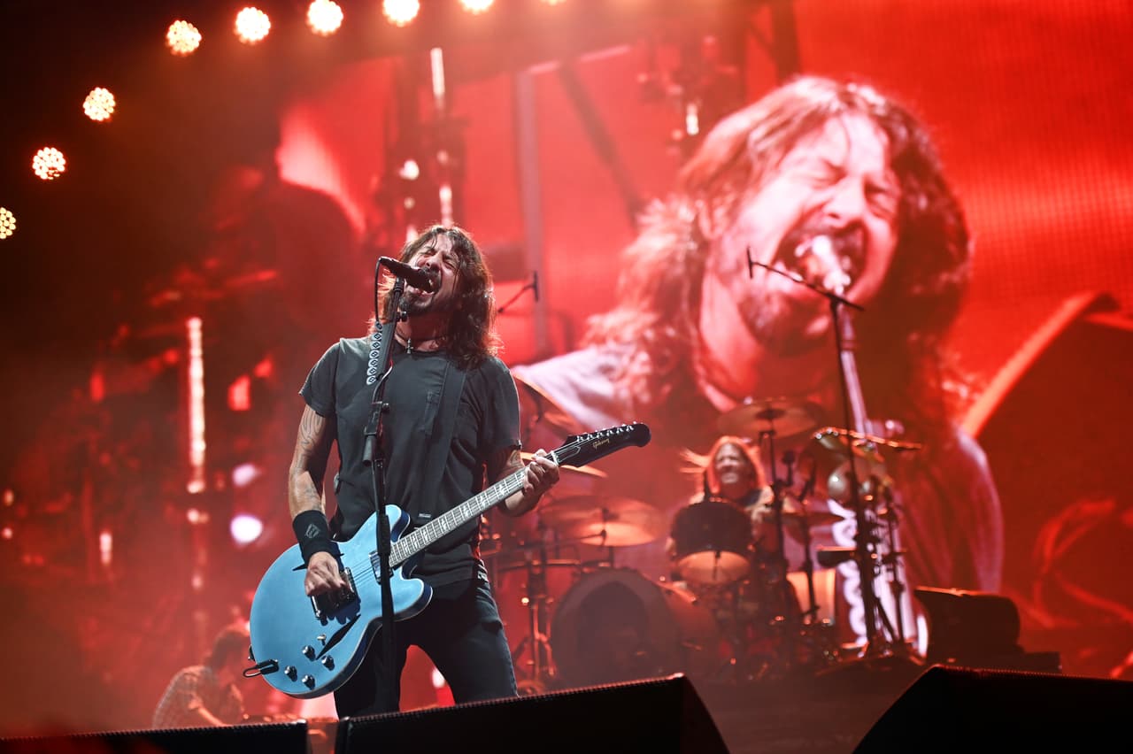 LOUISVILLE, KENTUCKY - SEPTEMBER 20: Dave Grohl of the band The Foo Fighters performs during the 2019 Bourbon & Beyond Music Festival at Highland Ground on September 20, 2019 in Louisville, Kentucky. (Photo by Stephen J. Cohen/Getty Images)