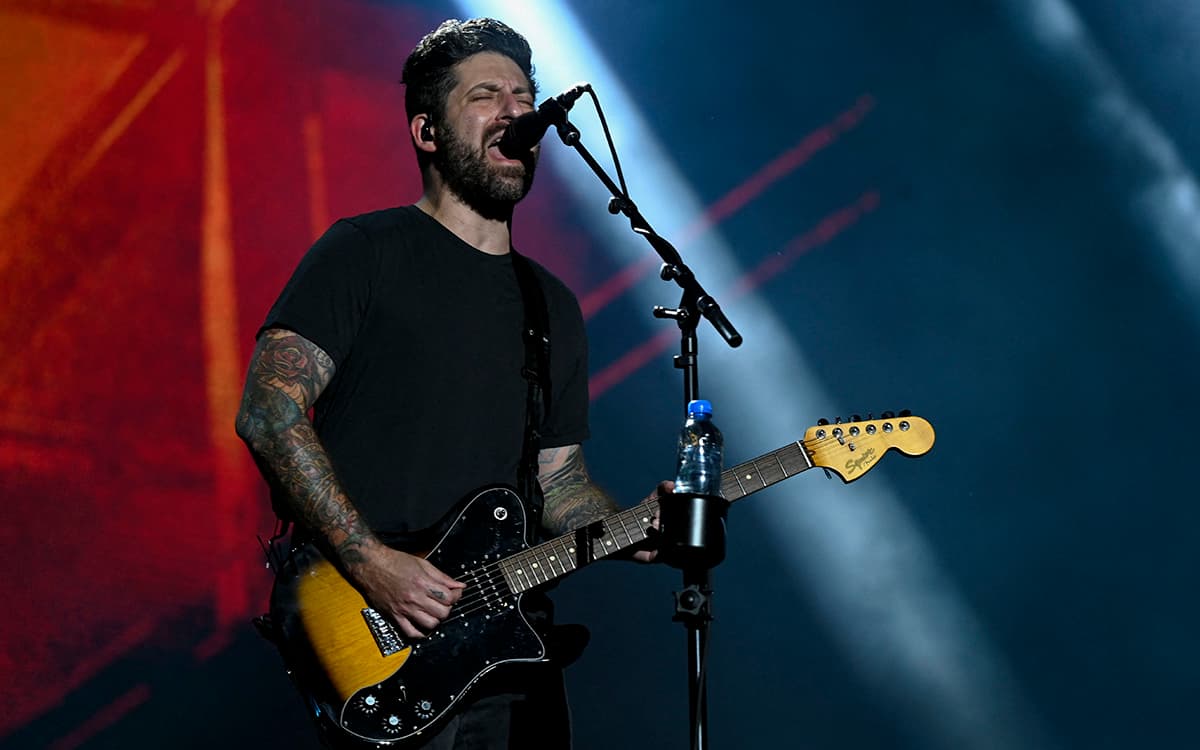 Joe Trohman regresa de nuevo a Fall Out Boy tras pausa por salud mental