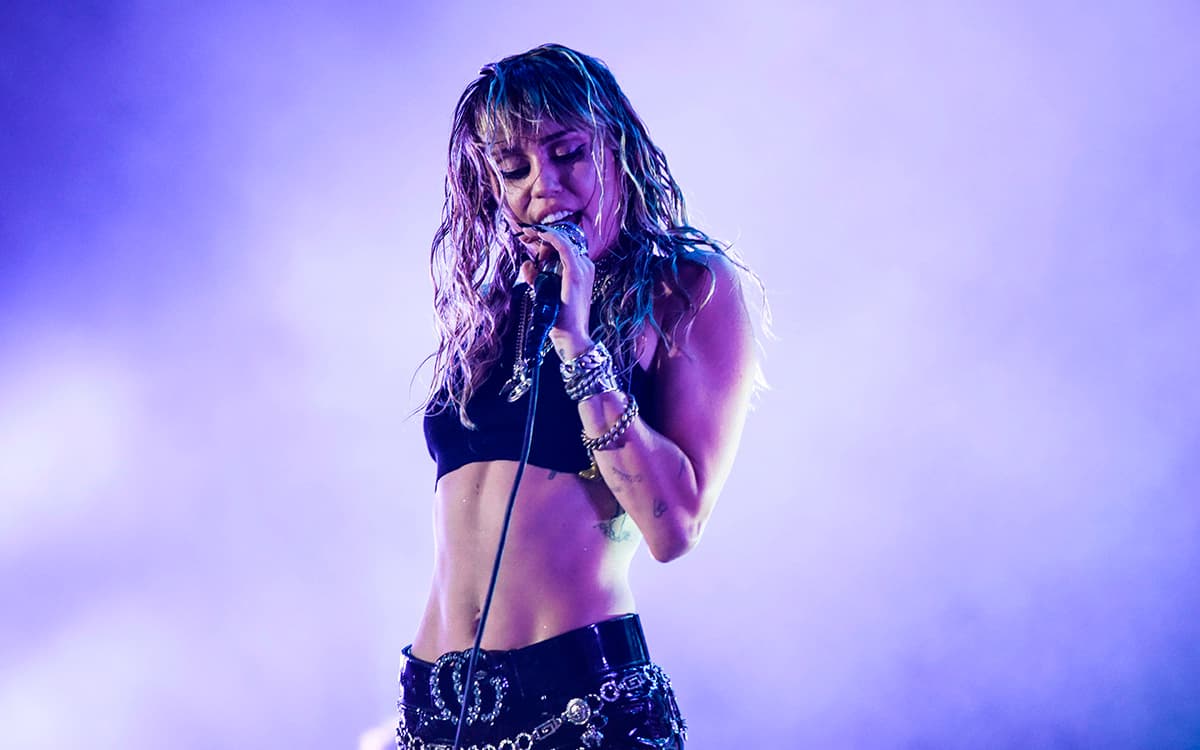 Miley Cyrus aclara su anuncio respecto a ya no realizar giras tras polémica